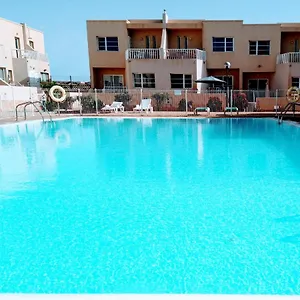  Apartment Litha House, 3 Bed Holiday Set Over 3 Floors 2 Mins From Beach And All Amenities Spain